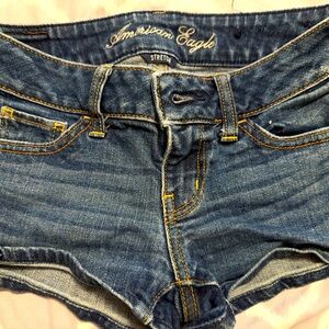 American Eagle shortie stretch jean shorts size 00